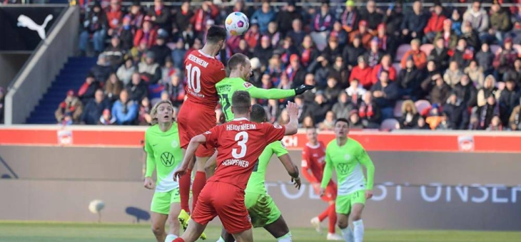 包含德甲赛后走向成谜；犹他爵士强势反弹；媒体盛赞；球队文化再被提及的词条