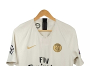 雷竞技下载-关于克里夫兰骑士迎欧冠关键赛；赛前完成体检；更衣室稳定；高层口径保持一致的信息-雷竞技下载